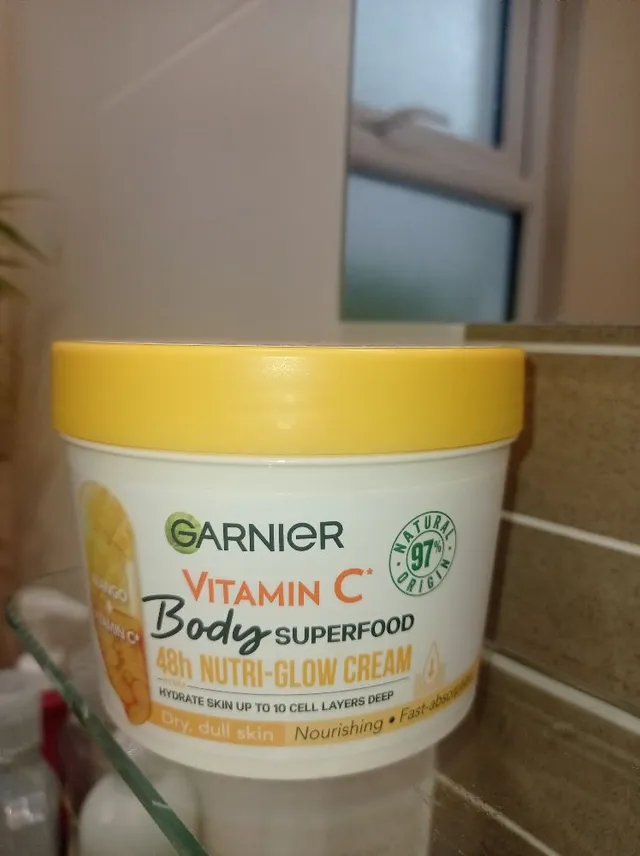 Garnier's Body Superfood Cream in Mango &amp; Vitamin C is