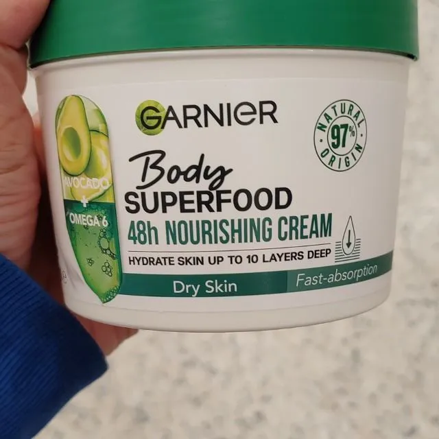 Love this body butter. Fantastic reviews and it keeps skin
