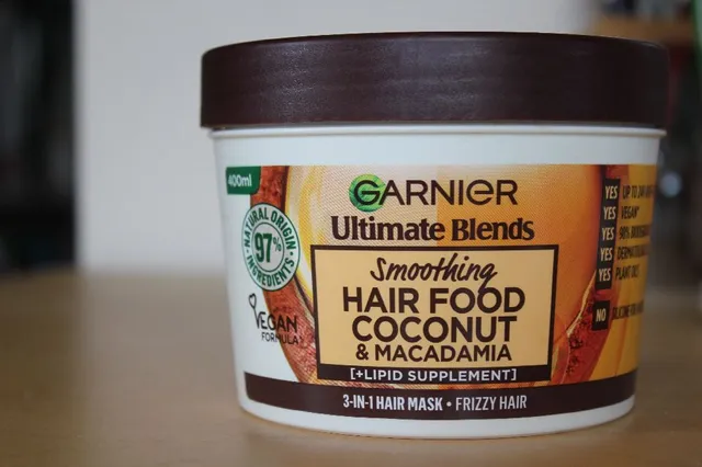 This is very nourishing hair mask , I used it in conjunction