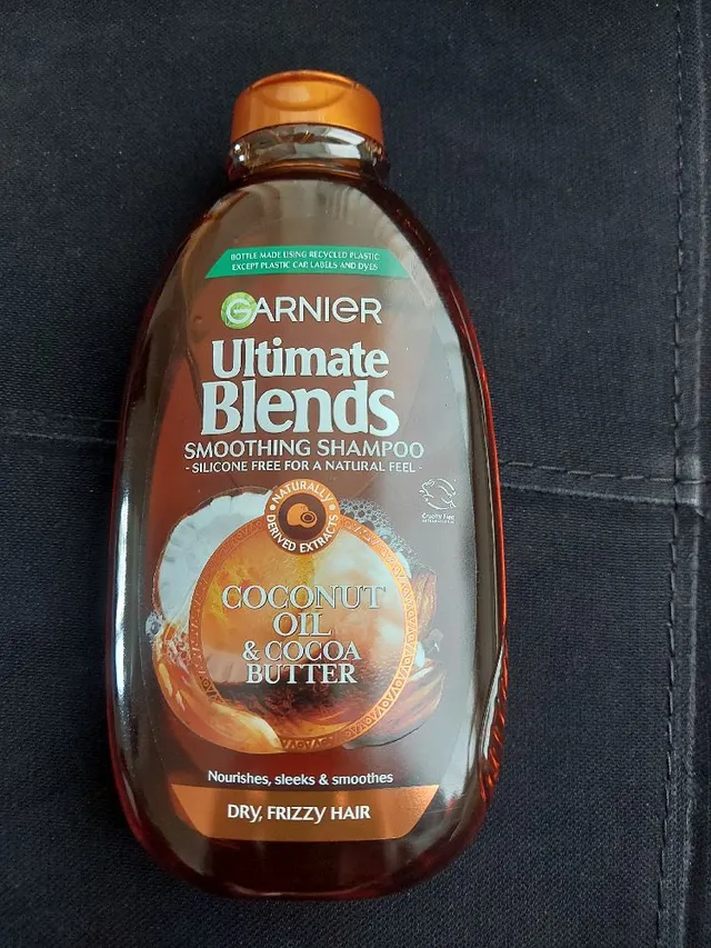 Deeply nourished, sleek and tame hair with Garnier Ultimate