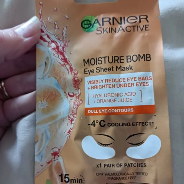 Garnier Skin Active moisture bomb eye sheet mask . Comes as