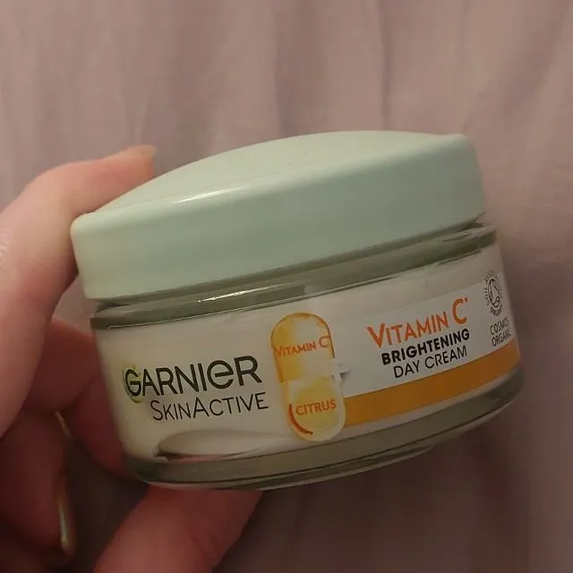 Soo in love with this cream. It smells amazing. I am using