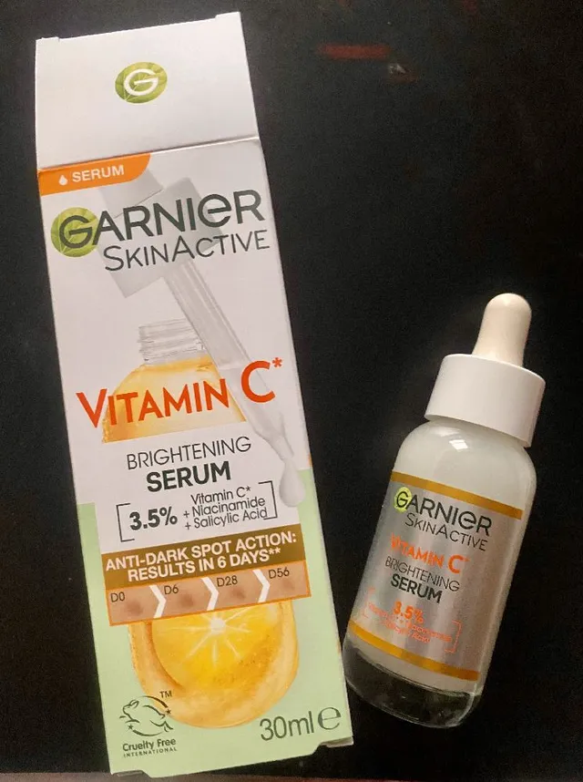 New purchase, got this lovely vitamin C serum to try 😊