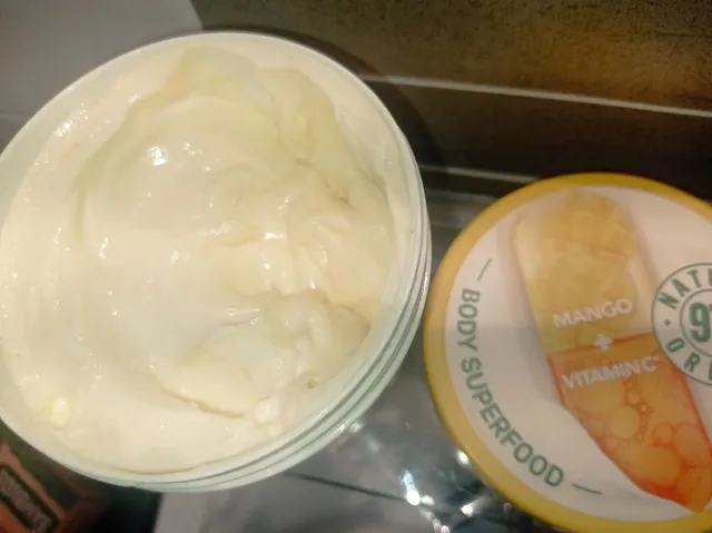 Garnier's Body Superfood Cream in Mango &amp; Vitamin C is - 2